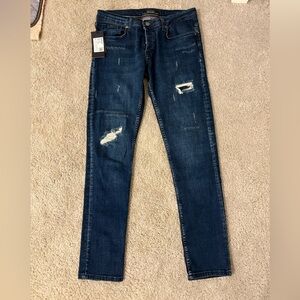 Gucci men’s denim distressed jeans. NWT